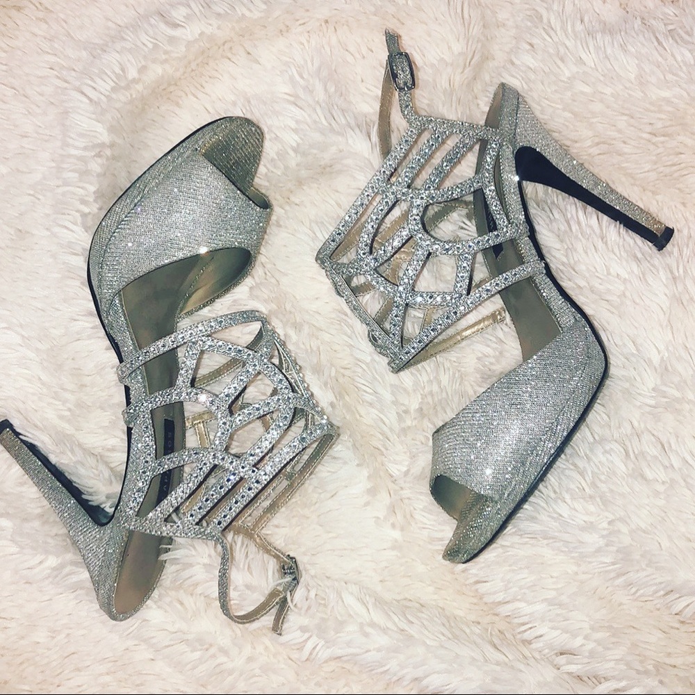 Caparros silver glimmer heel